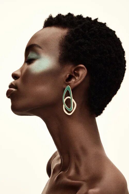 bogarni-beauty-team-paris-creative-makeup-short-hair