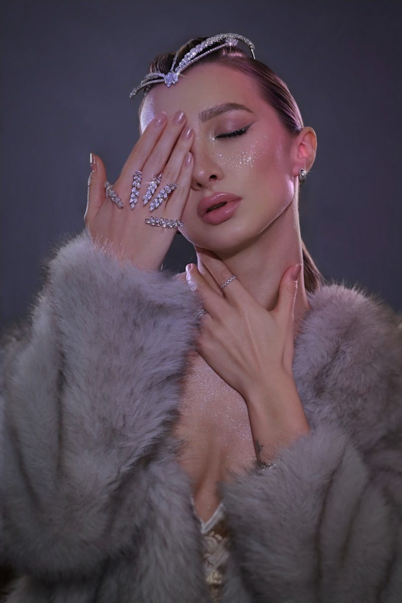 creative-glitter-makeup-paris-tatiana-medved
