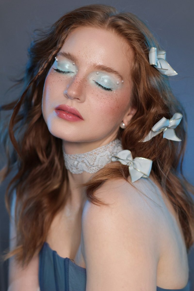 creative-pastel-makeup-bow-hairstyle-paris-tatiana-medved