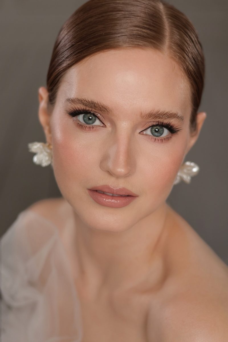 natural-glam-makeup-sleek-hair-paris-tatiana-medved