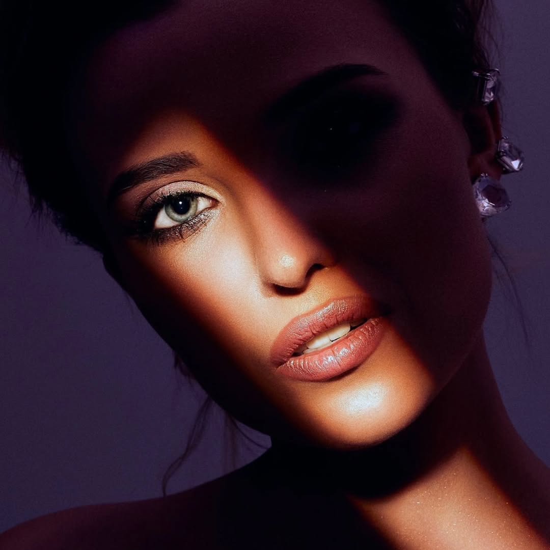 professional-makeup-artist-in-paris-bogarni