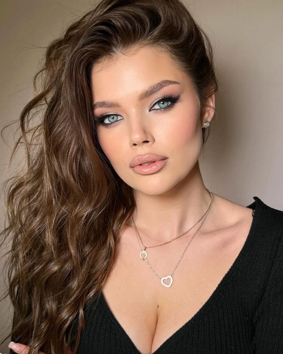 sexy-makeup-paris-france-bogarni